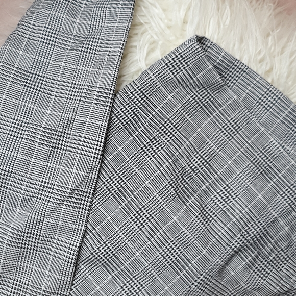 6 for $30‼or 3 for $19‼ high waisted leggings - Picture 3 of 3